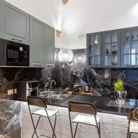 Apartmán Teatro Pace Palace - Historic Center, Luxury Apartment, 3 Bdr, A-c *
